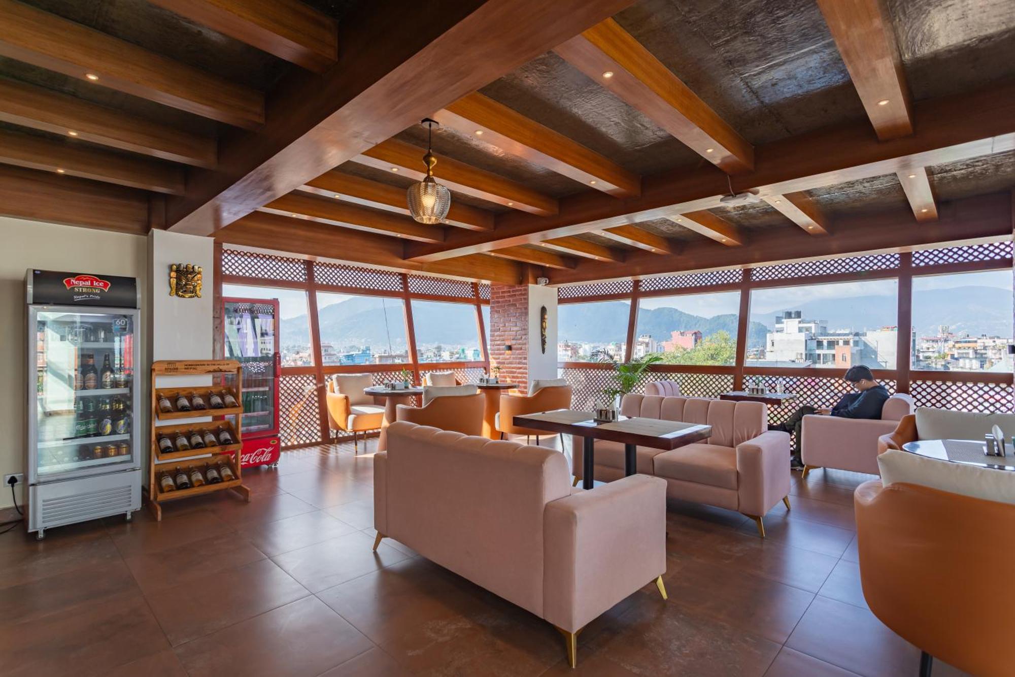 Hotel Timber House By Tara Group à Katmandou Extérieur photo