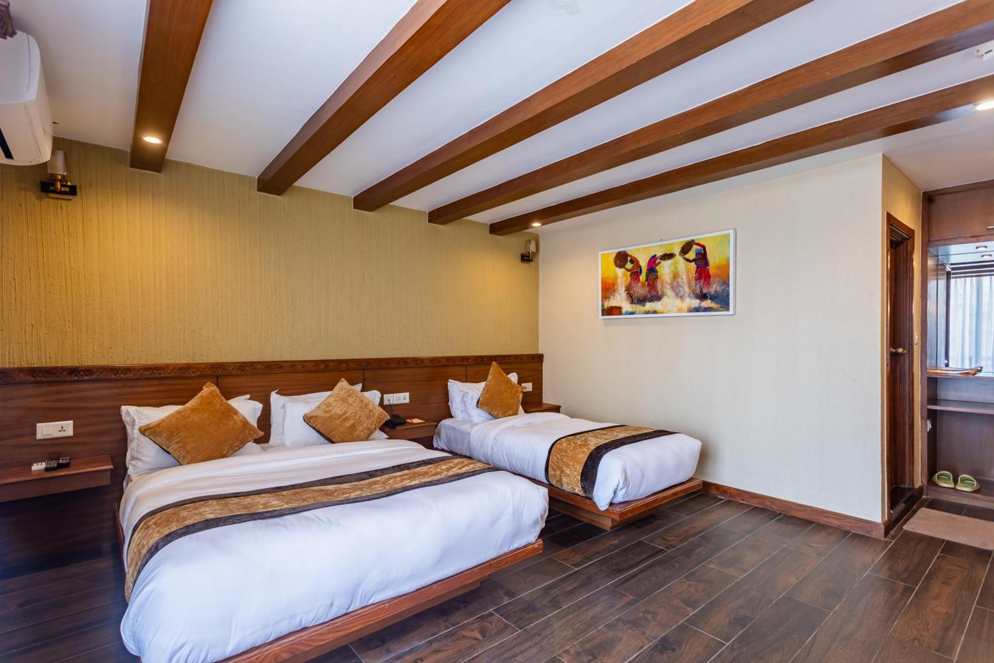 Hotel Timber House By Tara Group à Katmandou Extérieur photo
